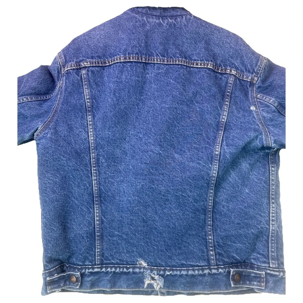 Vintage 80’s Levi’s Denim Sherpa Lined Trucker Jacket men’s size 42